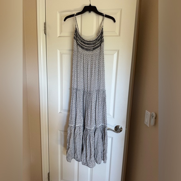 Embroidered Lace Tiered Maxi Dress | American Eagle - Picture 2 of 10